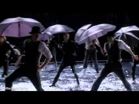 GLEE - Singing In The Rain/Umbrella (Full Performance) (Official Music Video)