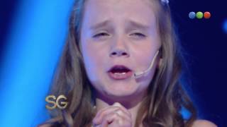 Amira Willighagen canta -Ave María- - Susana Giménez 2014