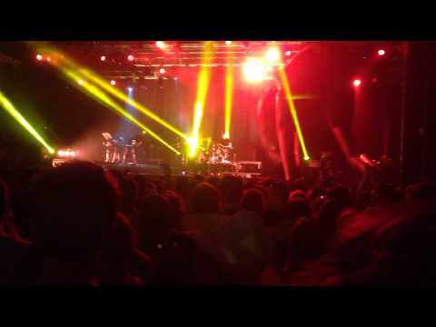 [HD]  SBTRKT - Wildfire (feat. Little Dragon) Live at NOS Alive 2014