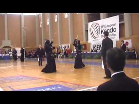 21 Kendo EM Lissabon 2007 - Team - AUT vs. GER - Mraz vs Herr.avi