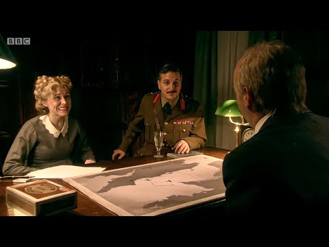 Winston Churchill planeja o Dia D até tarde da noite para o desgosto de sua secretária e do general.