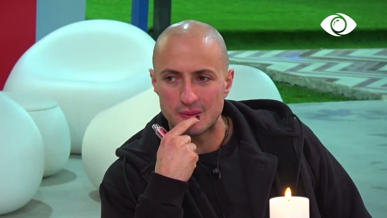 Të kanë inat/ Kristi bisedon me Oltën