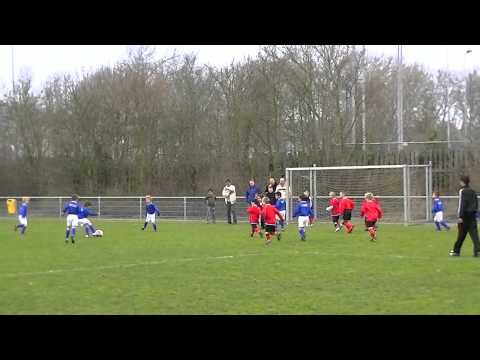 Voetbal RCS F9 - Serooskerke F4  17 maart 2012