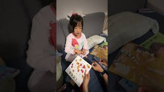 カナダ生まれの6歳娘🇨🇦 覚えた日本の手遊び歌がまさかの…😂 #日中夫婦 #カナダ #子育てママ #指遊び