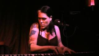 Beth Hart- Weight of the World (Home) at Jimmi's 2-13-10