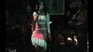 Download lagu Aku tak biasa - Lilin mp3 Download lagu Aku tak biasa - Lilin mp3