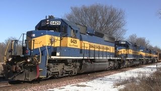 preview picture of video 'IC&E 6429 West, Four Blue and Gold SD40-2s, by Kingston, Illinois on 2-17-2013'