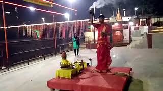 preview picture of video 'Varuna aarti Varanasi 26xi2018'