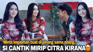 Download lagu PRANK SHOLAWAT & NGAJI❗️CEWEK CANTIK AWALNYA MARAH BANGET ENDINGNYA PENGEN DI HALALIN😍 mp3