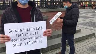 VIDEO FOTO Protestul împotriva restricțiilor la Sibiu, un eșec - Participanți foarte puțini 4 video