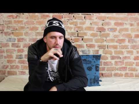 Delik: "Motorky, ženy, tetovania, chlast, bitky, Mexikáni, drogy."