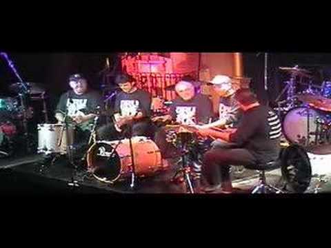 Walter Calloni e La Drummeria splittata