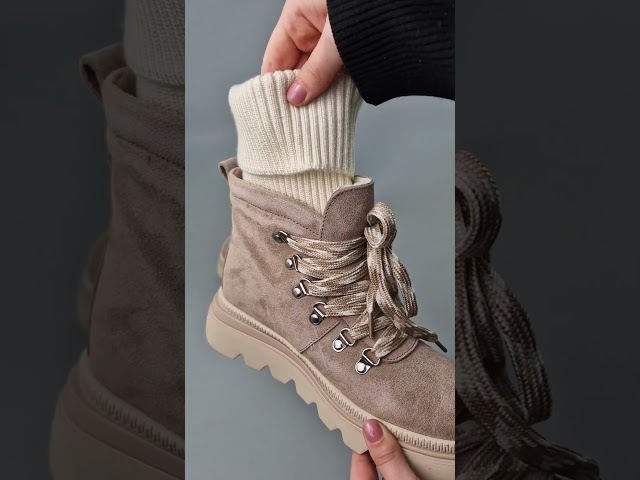 Чоботи жіночі шкіряні байка хутро 592641 Чорний Черевики жіночі замшеві хутро 590443 Бежеві