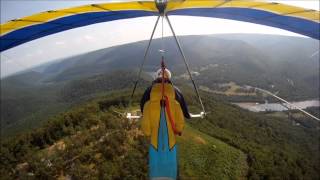 preview picture of video 'Will Perez Hang Gliding at Hyner View State Park  7-16-2012'