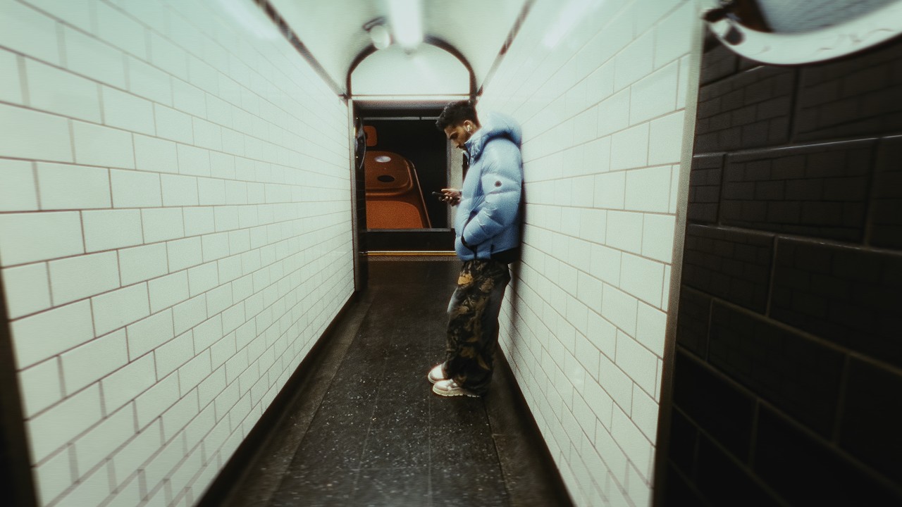 2Am In London Lyrics | Talha Anjum