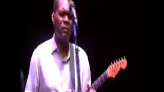 Robert Cray ~ The One In The Middle   YouTube