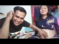 Cut Pregnant Women S Nails While Stroking Their Stomach