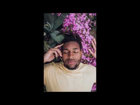 Derick Knox - Utopia Dream ft. Valerija (Prod. Cheap Limousine)