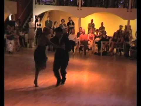  Alejandra Mantinan  and  Pablo Garcìa  are  dancing  to  the  tango  "  Llorar Por Una Mujer  "