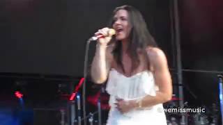 Vanessa Amorosi - Absolutely Everybody (Live on Red Hot Summer Tour, Sydney 30/03/2019)