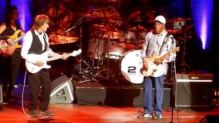 Jeff Beck &amp; Buddy Guy - Let Me Love You Baby - At MSG Theater 2016 [Full HD]