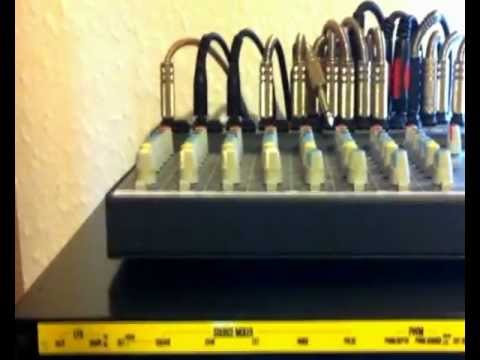 Home made analogue mono-synth from the R.A.Penfold book 