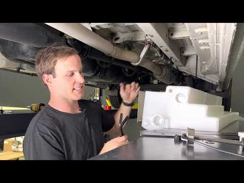 S&B 16 GALLON PASSENGER SIDE UNDERCARRIAGE FRESH WATER TANK 07-25 MERCEDES SPRINTER 144" & 170"