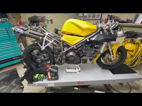 Ducati 916 996 and 748 buyers guide and common issues to look for.