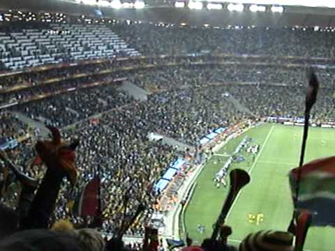 South Africa vs Mexico Crowd reaction after Siphiwe Tshabalala scores first goal of 2010 world cup