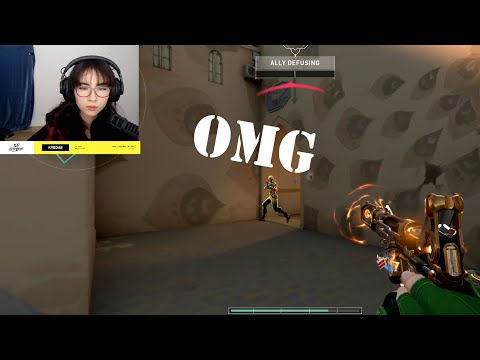 When Both Of You Are Strafing On Each Other | Kyedae