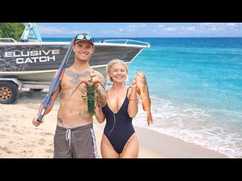 Underwater Hunting Tropical Coastline For Food - Is This Better Than MacDonalds??