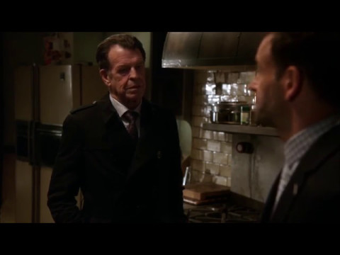 Elementary 4x02 - Morland Holmes' Offer