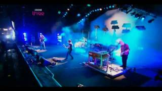 Arctic Monkeys - Potion Approaching - Live at Reading Festival 2009 [HD]