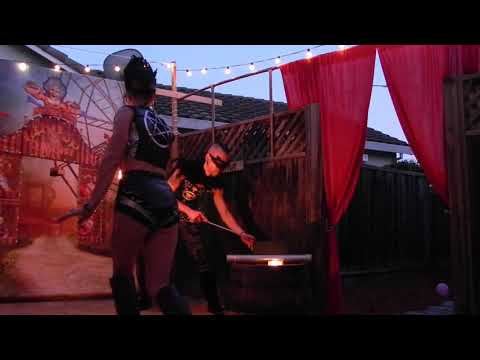Live Fire Eating Magic Performance - La Dragonesa & Alex el Veterano