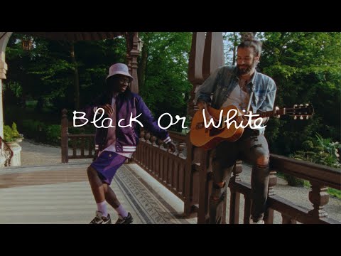 Waxx, Ben l'oncle Soul - Black Or White (clip officiel)
