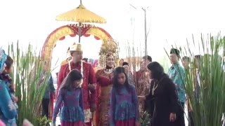 Download lagu Best Traditional Cinematic Wedding Clip of Mia & Ari by Alienco Photography mp3