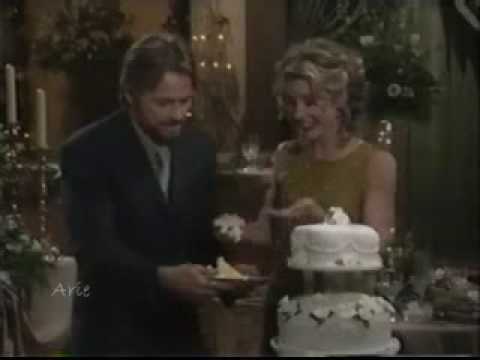 GH 12.20.00 - Stefan and Chloe enjoy the wedding cake