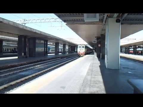 E656.052 in partenza con l' IC 553 Roma Termini - Reggio Calabria Centrale