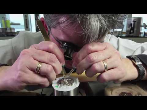 THE BEST CHRONOGRAPH WATCH in the World - How It´s Made - BREITLING B01