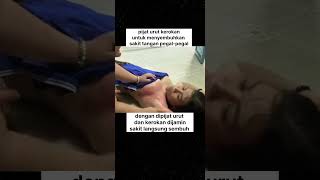 Download lagu pijat urut dan kerokan #pijat #urut #kerokan #video #shorts mp3