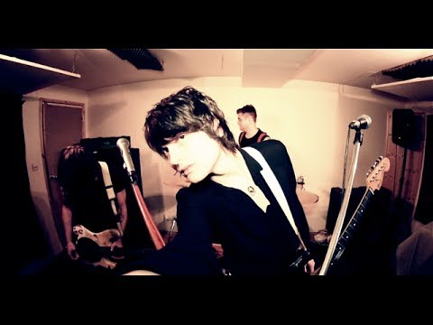 TRAMPOLENE - My Bourgeoisie Girl