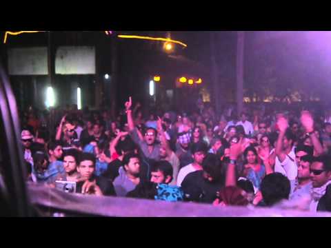 Baba Robijn taires the house down on sunburn 2011