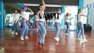 Download lagu [Zumba] DJ Selow India | Vaaste | TikTok || Choreography by Zin Cristin mp3