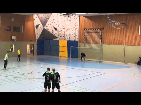 Hallenmasters 2016 Plön ;  Kühren - Plön ;  9 Meter schießen um Platz 3