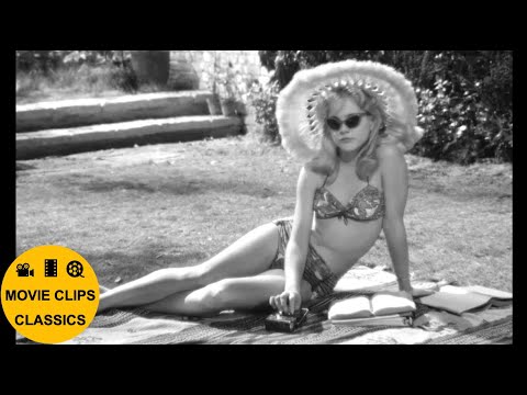 Lolita (1962) - Humbert first meets Dolores
