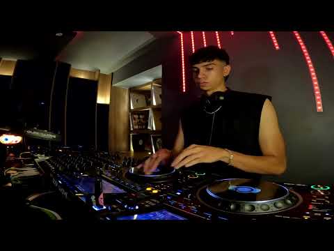 Aizan | Melodic Techno DJ Set | At @ La Sala Audio Wave