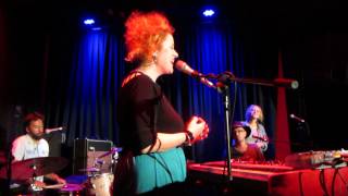 "Sweet one" Katie Noonan and Sahara Beck (song by KT & SIA)