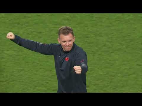 Nagelsmann enjoys his keepy ups during Leipzig's training ahead of PSG | Champions League