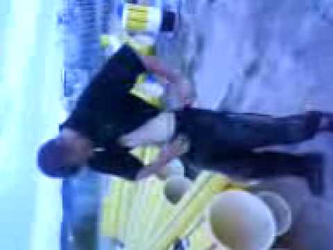 Skinny PC shane Wardrop.3gp