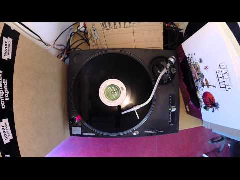 Daniel Grau - Volando Libre (Original from Kryptonita Liquida 1979)